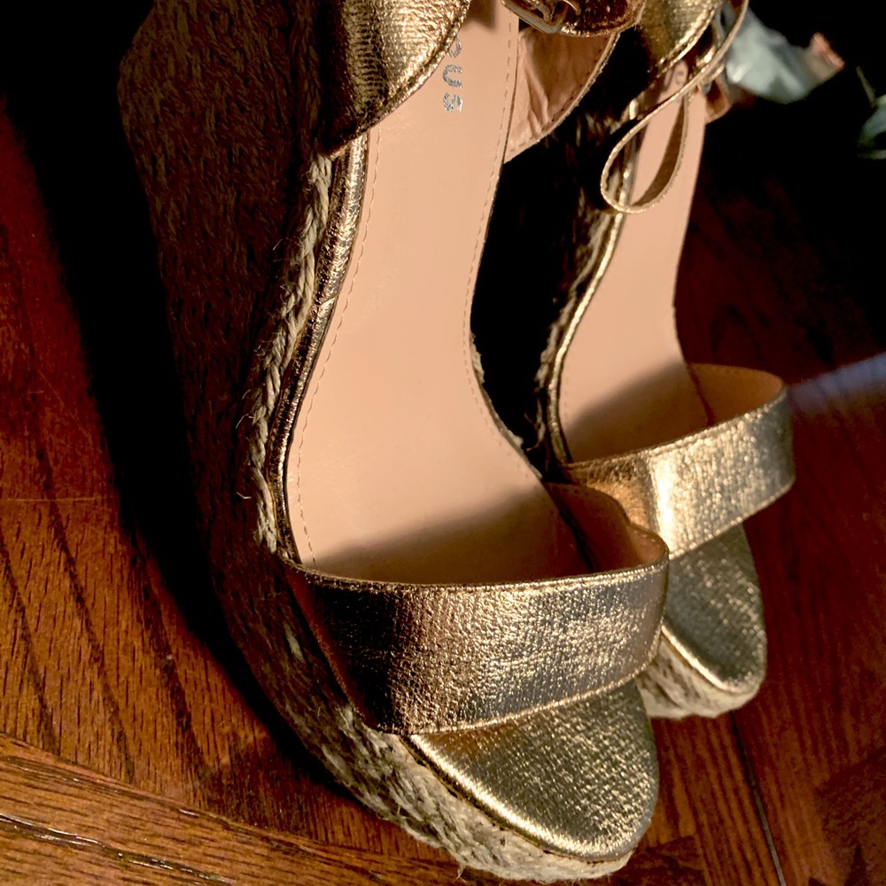 Rose Gold Wedges - Size 7W